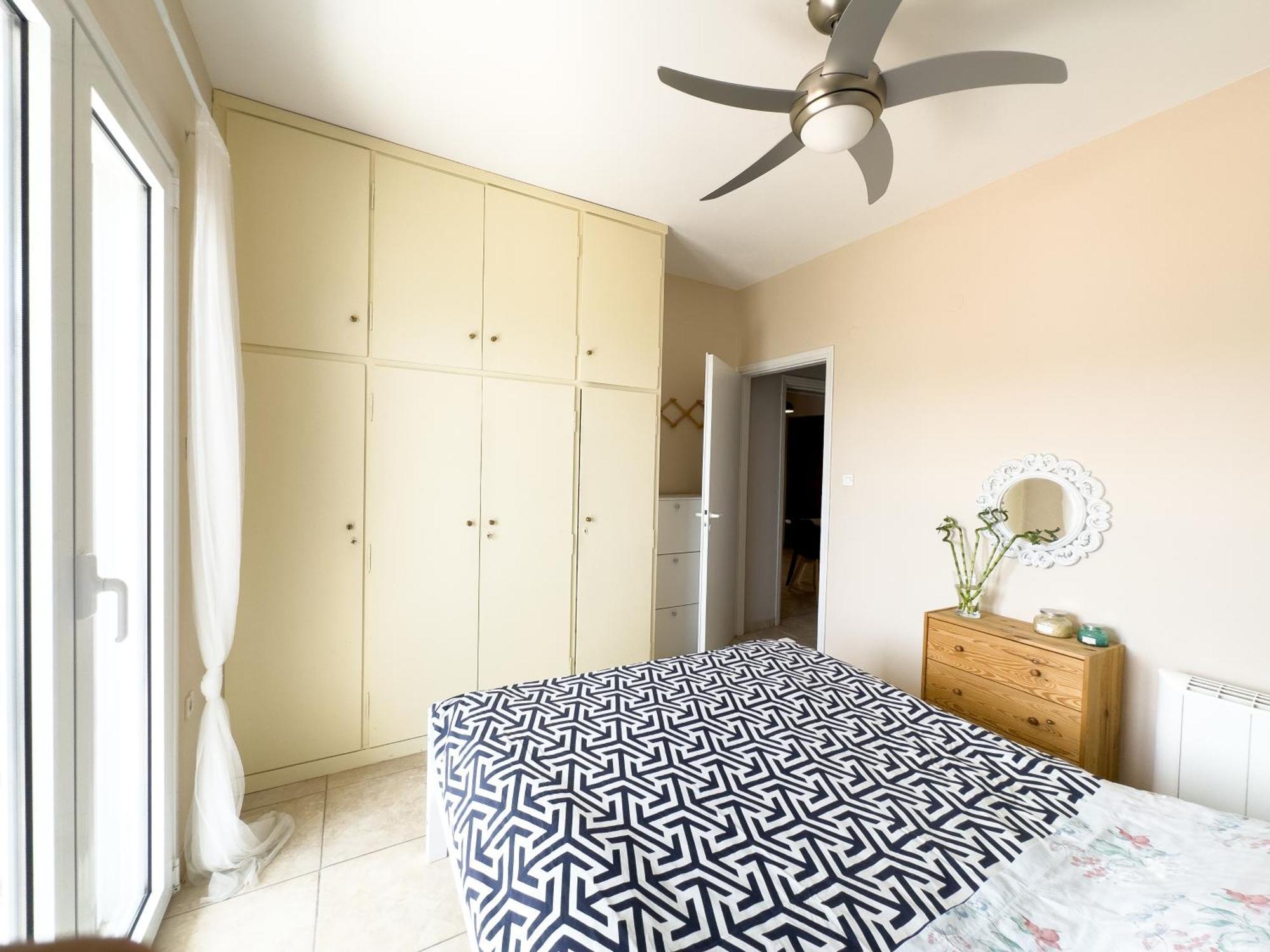 Thanos' Seaside Apartment Oropos Bagian luar foto